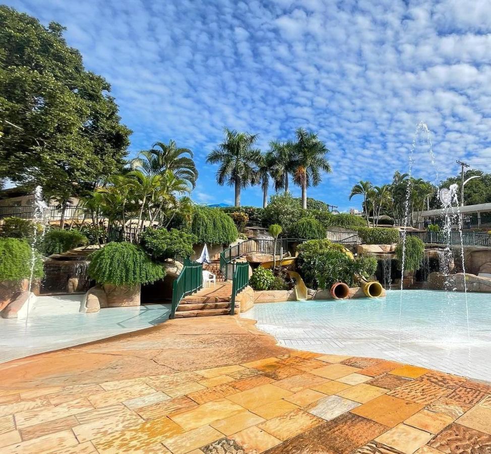Diroma Resort Internacional Incluso 1 Acesso Ao Acqua Park Vulcao Caldas Novas Eksteriør bilde